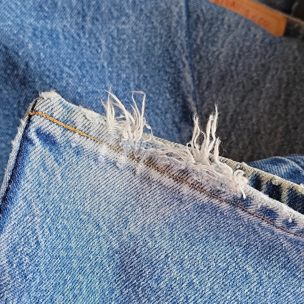 Men's 38x32 550 Levi Jeans - Picture 4 of 5